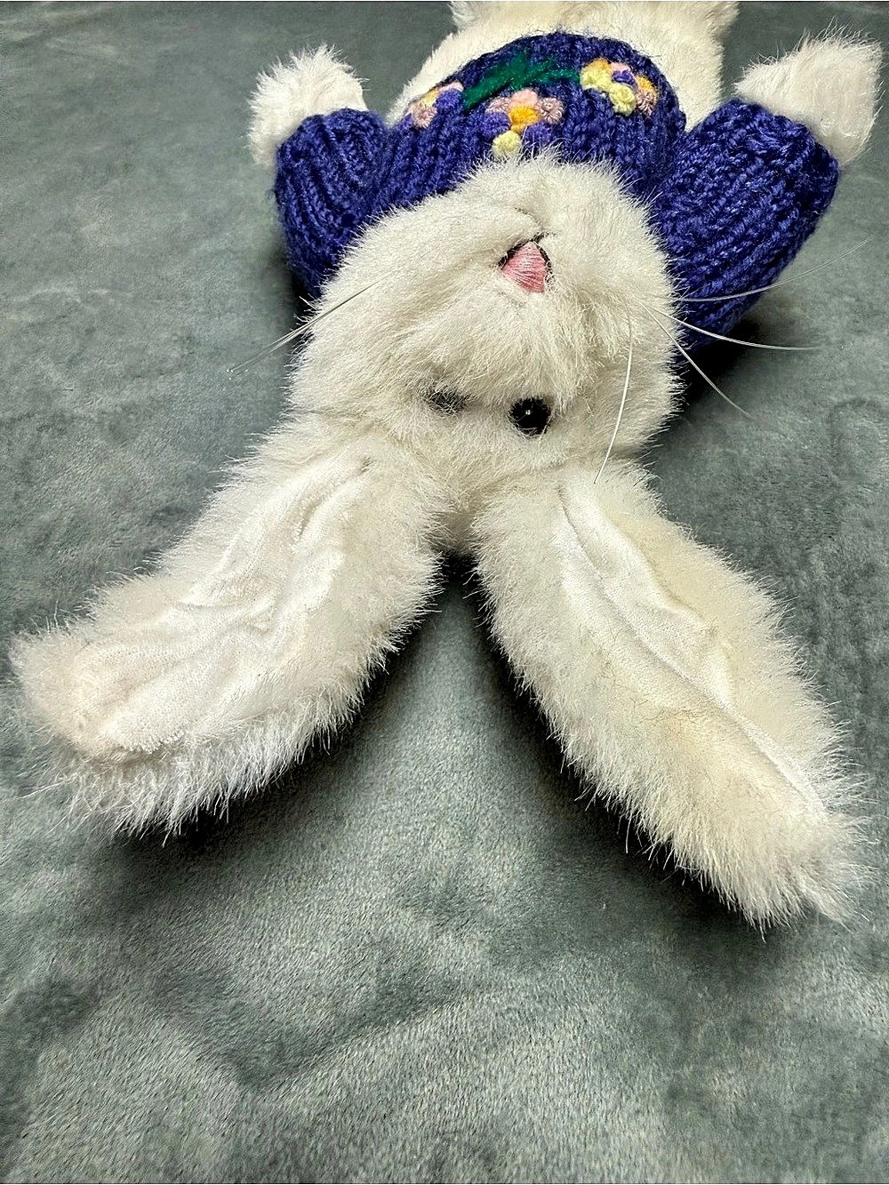 Vintage 1988 Carisha Creations White Bunny Plush Purple Sweater